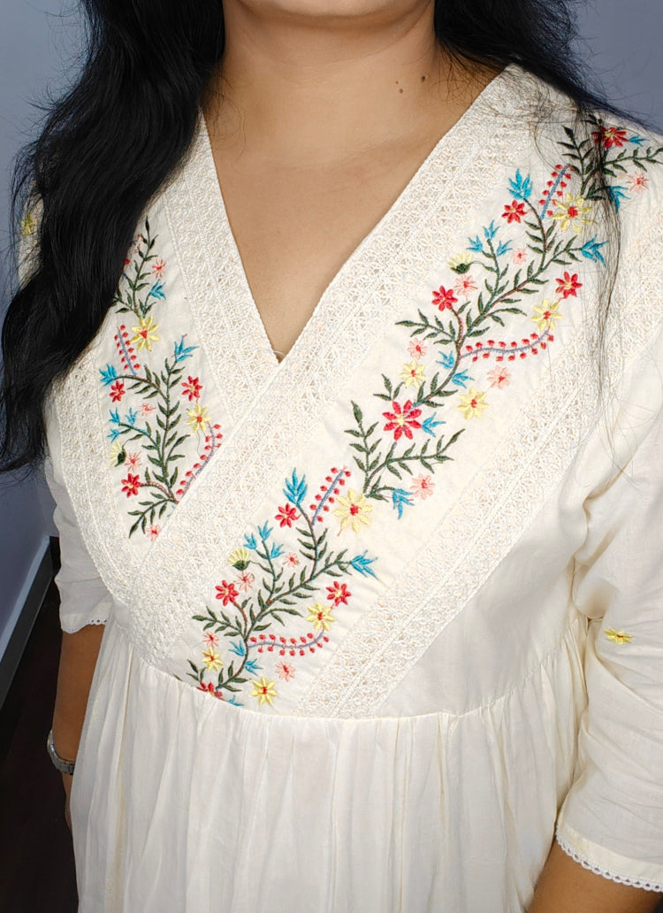 EMBROIDERED MUL COTTON SINGLE KURTI