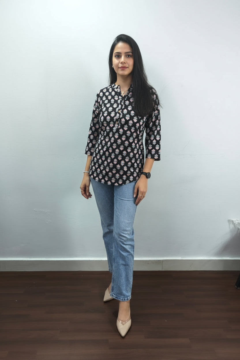 BLACK HANDBLOCK COTTON SHORT TOP