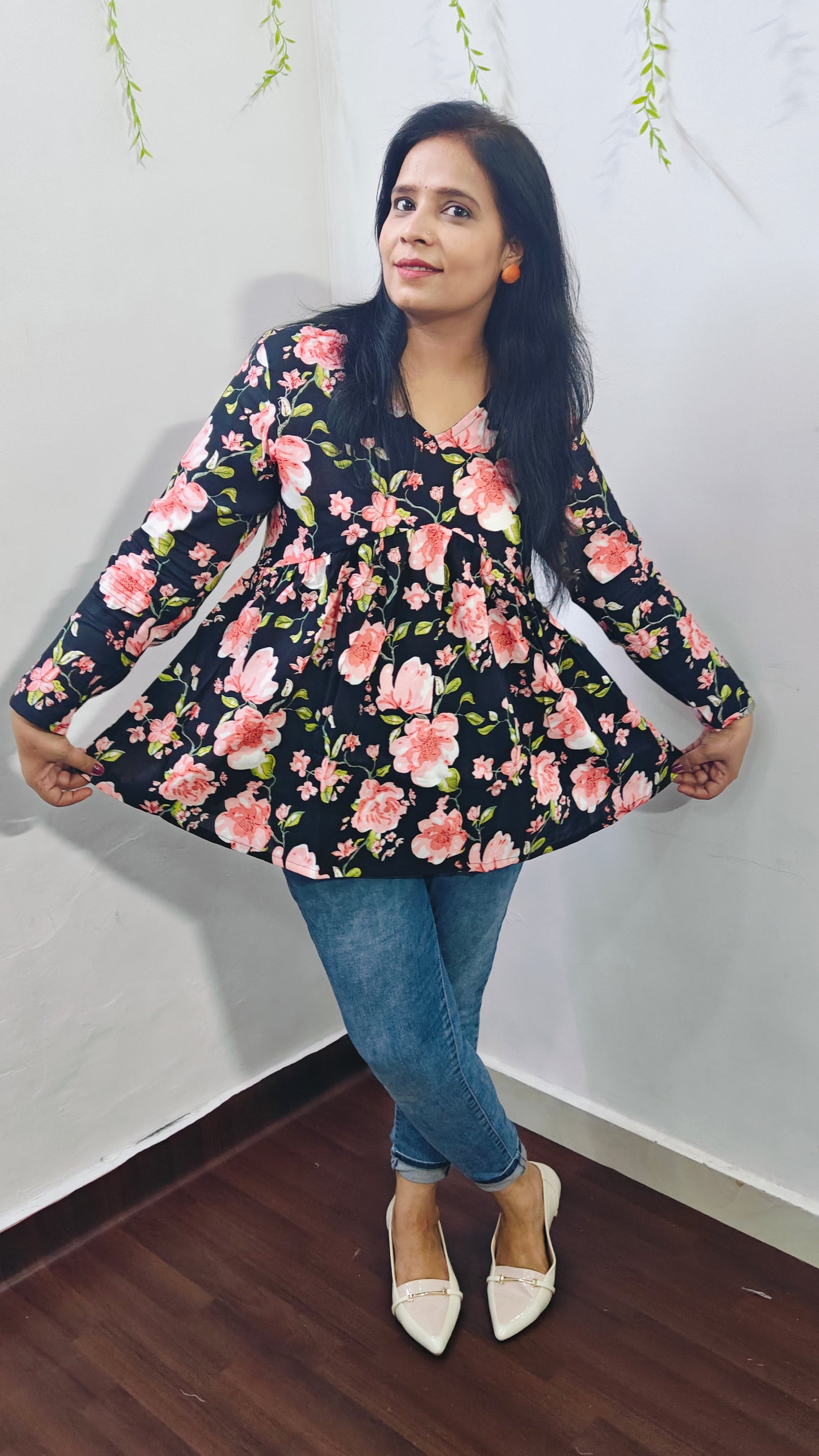 BLACK & PINK FLORAL PEPLUM SHORT KURTI