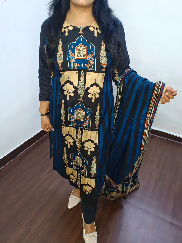 BLACK MUSLIN SUIT SET WITH REAL MIRROR WORK