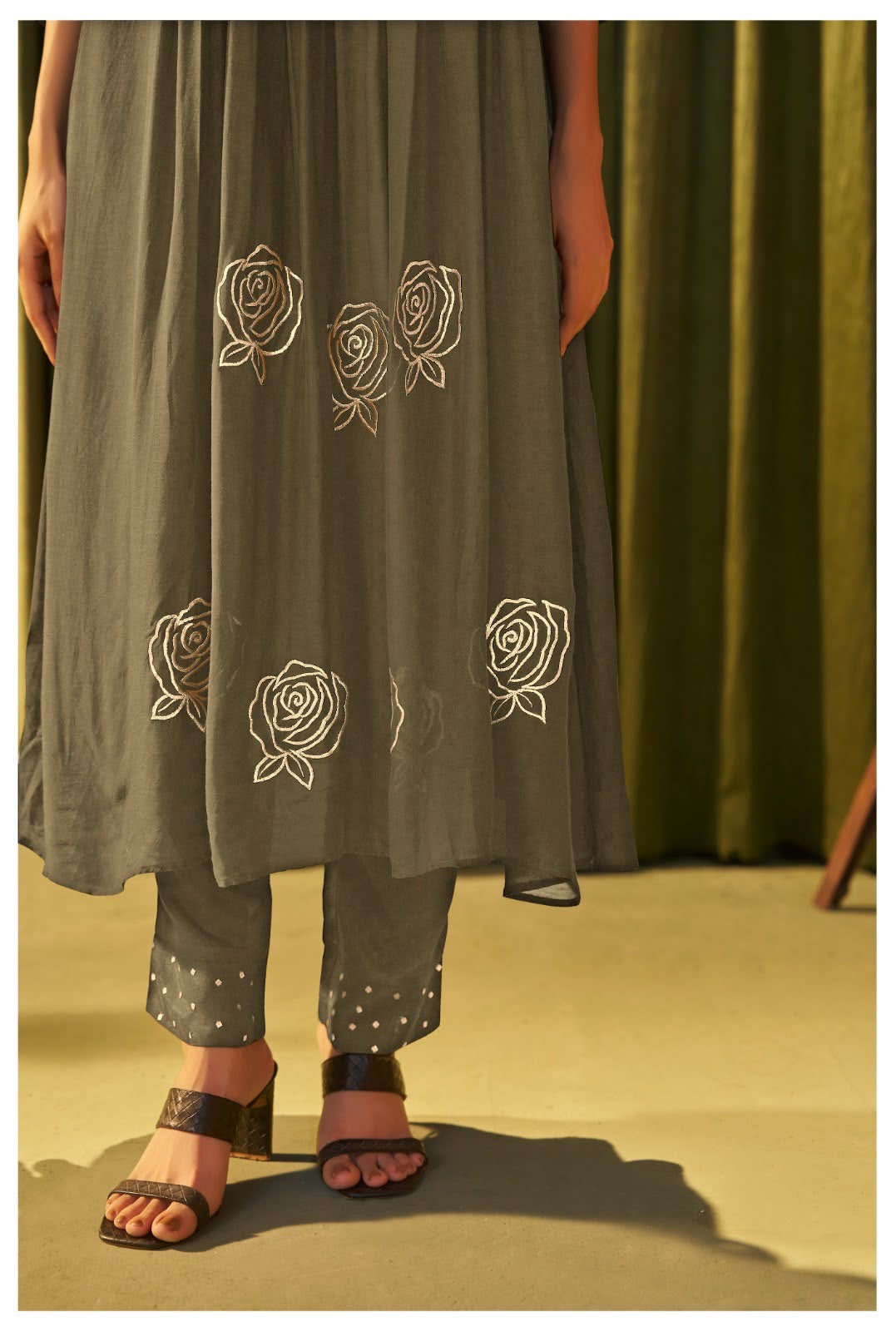 Pure Mul Chanderi Olive Green Suit Set