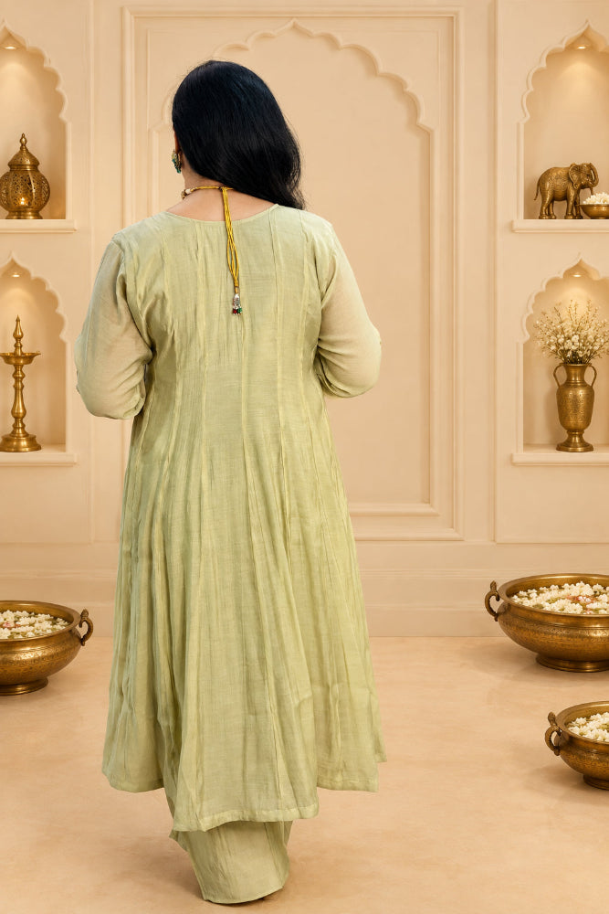 Pista Green - Perfect for  Mehndi , Karwa Chauth , Festival , Diwali , Navratri 