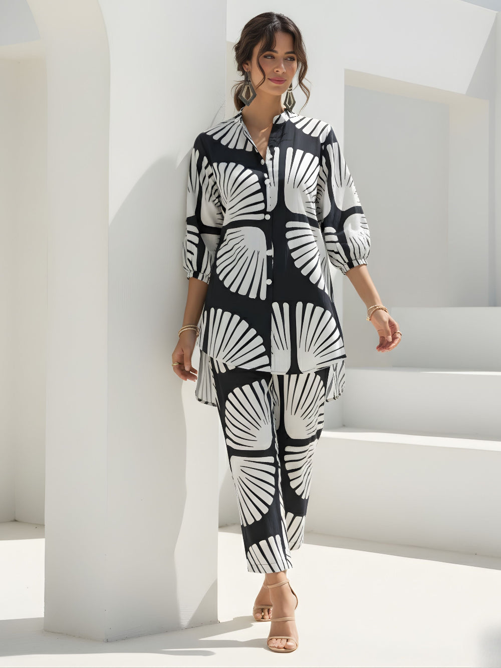 BLACK & WHITE PRINTED COTTON CO-ORD SET FOR WOMEN I BHAVIAURA