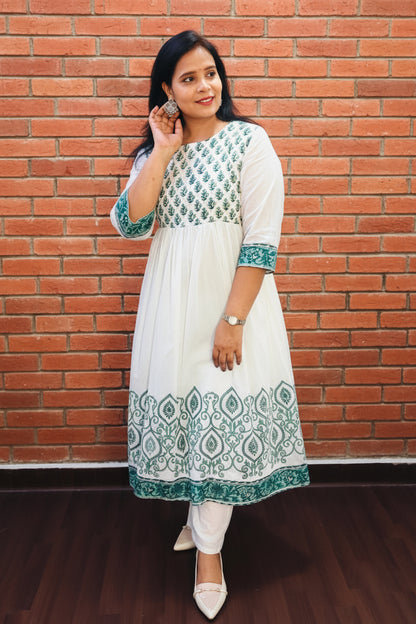 MUL COTTON WHITE & BLUE FLORAL BLOCK PRINT ANARKALI SUIT SET