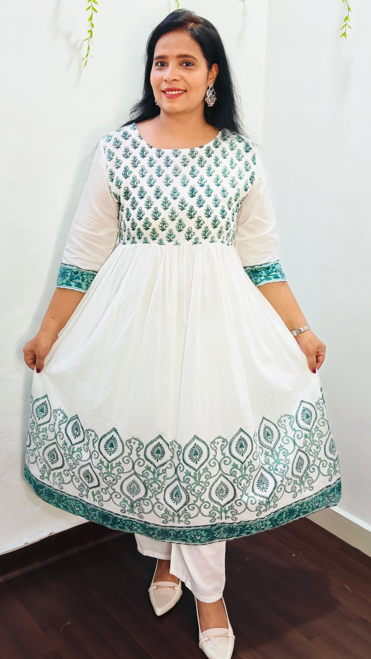 MUL COTTON WHITE & BLUE FLORAL BLOCK PRINT ANARKALI SUIT SET