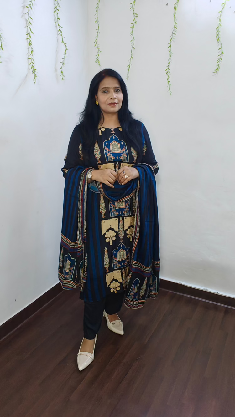 BLACK MUSLIN SUIT SET WITH REAL MIRROR WORK