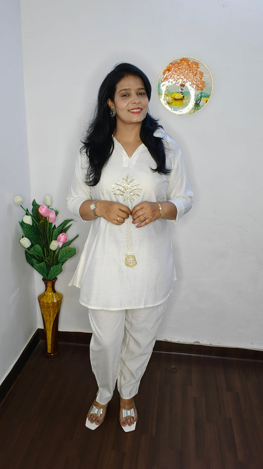 SNOW WHITE EMBROIDERED PLAM TREE CO-ORD SET