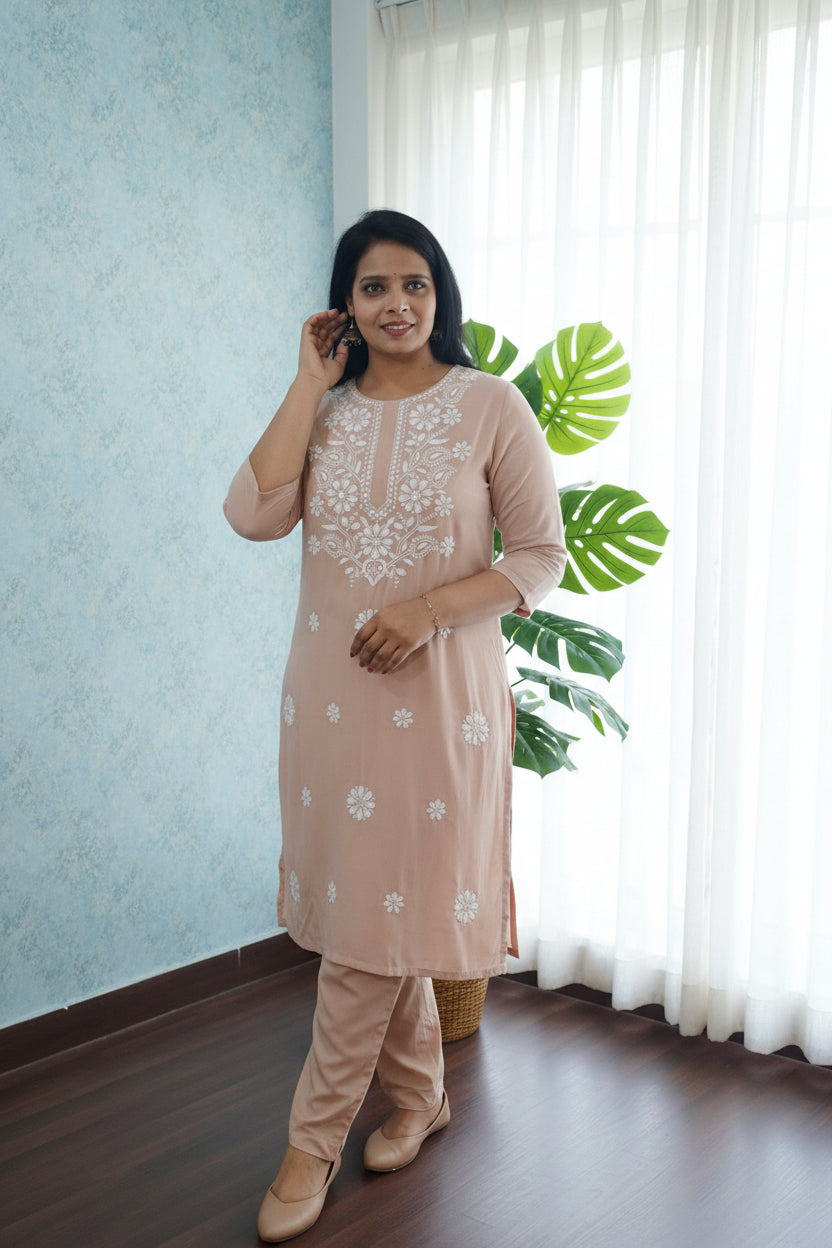 PEACH RAYON KURTA SET WITH THREAD EMBROIDERY & POCKET BOTTOMS