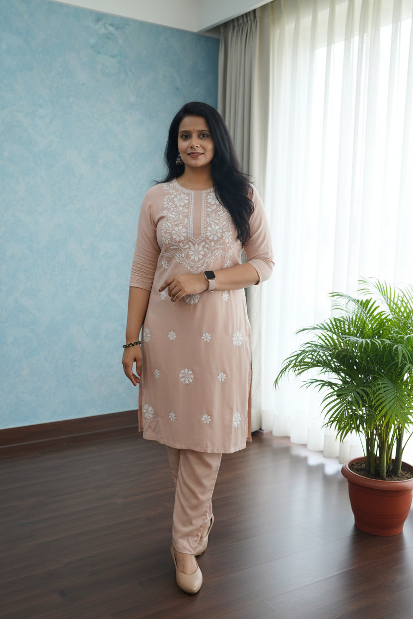 PEACH RAYON KURTA SET WITH THREAD EMBROIDERY & POCKET BOTTOMS