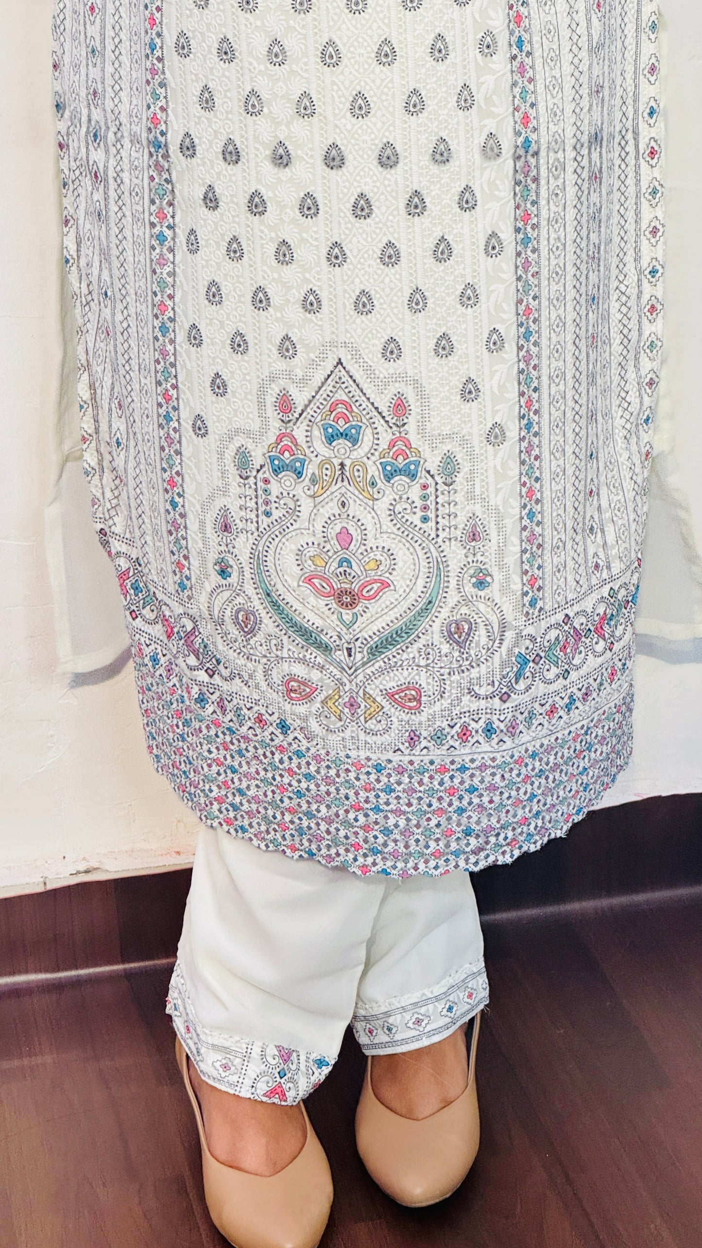 WHITE FULL EMBROIDERED CHINON SUIT SET