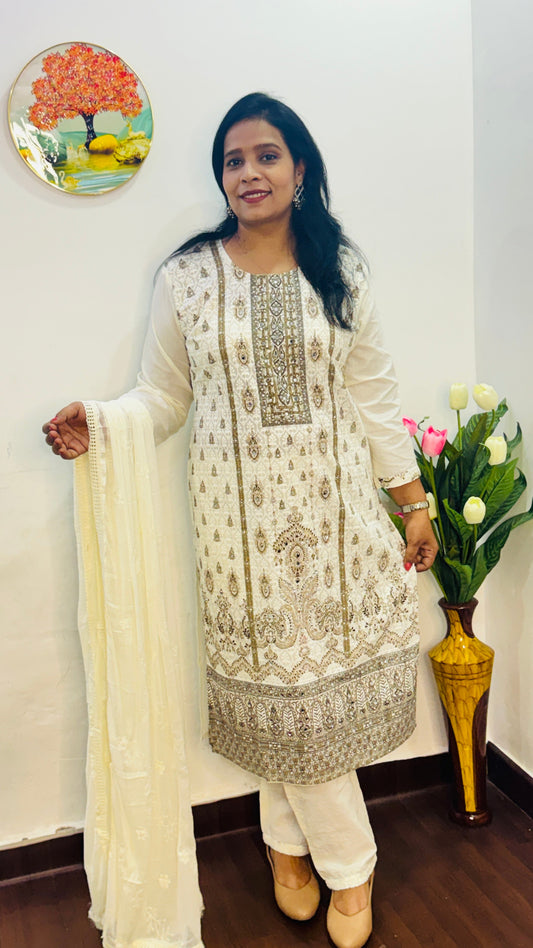 OFF WHITE SIFLY SUIT SET WITH MIRROR WORK | BHAVIAURA