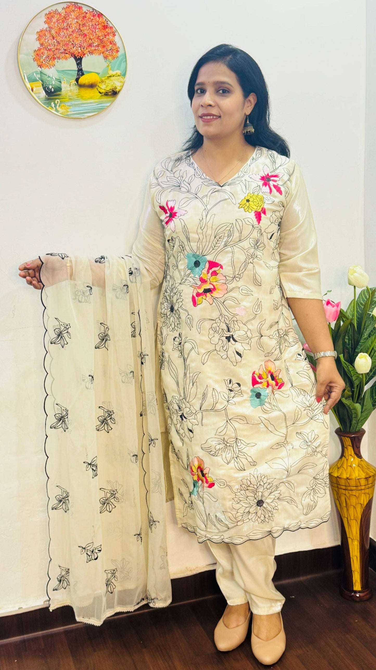 CREAM FLORAL EMBROIDERED TISSUE SILK SUIT SET WITH ORGANZA DUPATTA I BHAVIAURA
