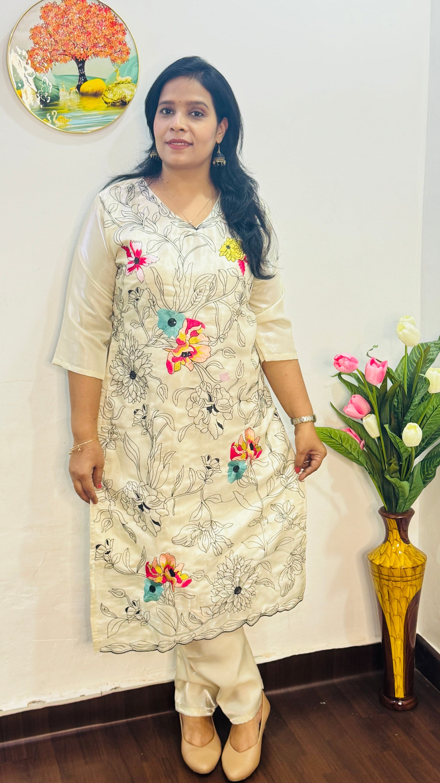 CREAM FLORAL EMBROIDERED TISSUE SILK SUIT SET WITH ORGANZA DUPATTA I BHAVIAURA