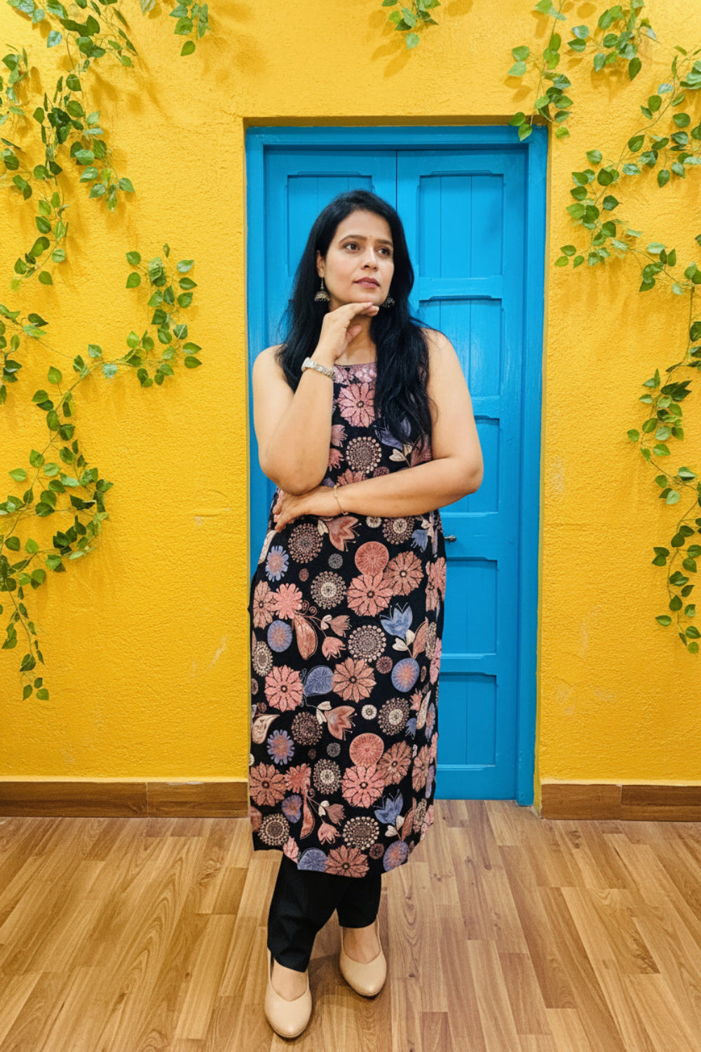 Black Rayon Printed Sleeveless Kurti with Cotton Flex Pant Set