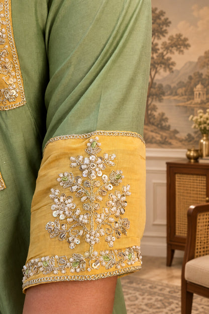 Women's Mul Chanderi Kurta Set with Embroidery Contrast Dupatta - Green & Yellow